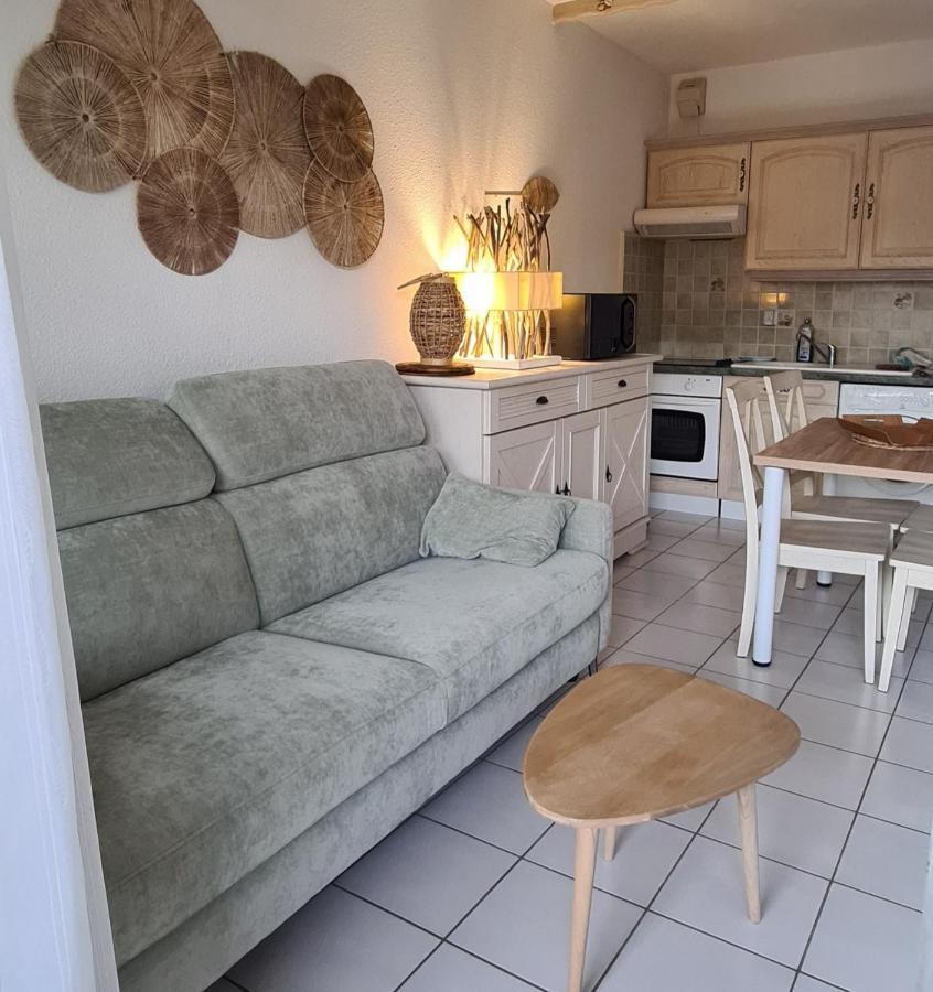 Le Tamaya Plage Charmant T2 En Rez De Jardin A 2 Pas D Une Belle Plage De Toutes Commodites Et Centre Ville Port Cavalaire-sur-Mer Luaran gambar